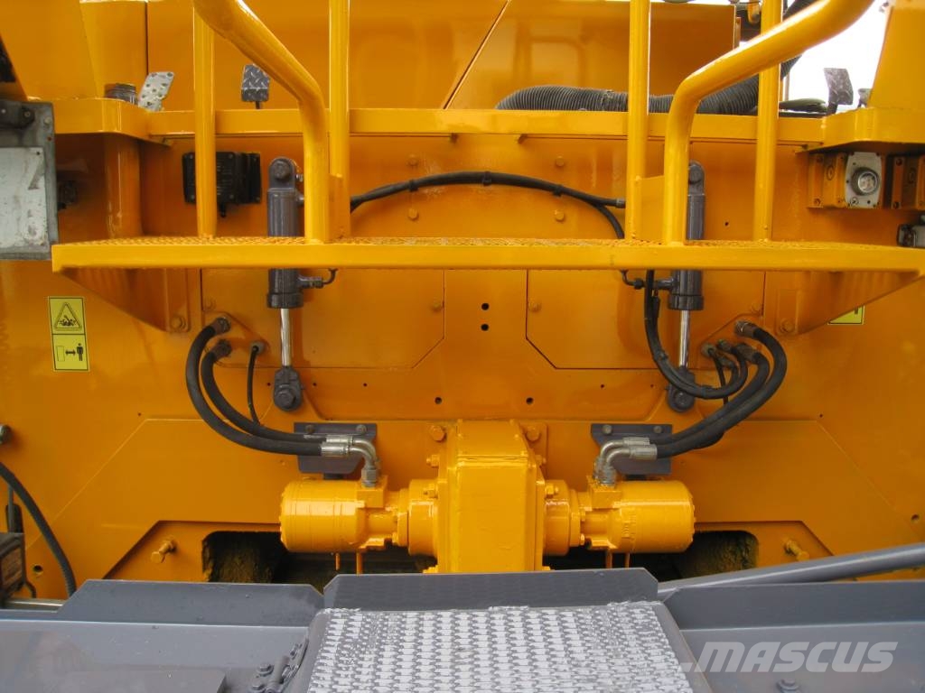 CAT BB 650 Finisseur
