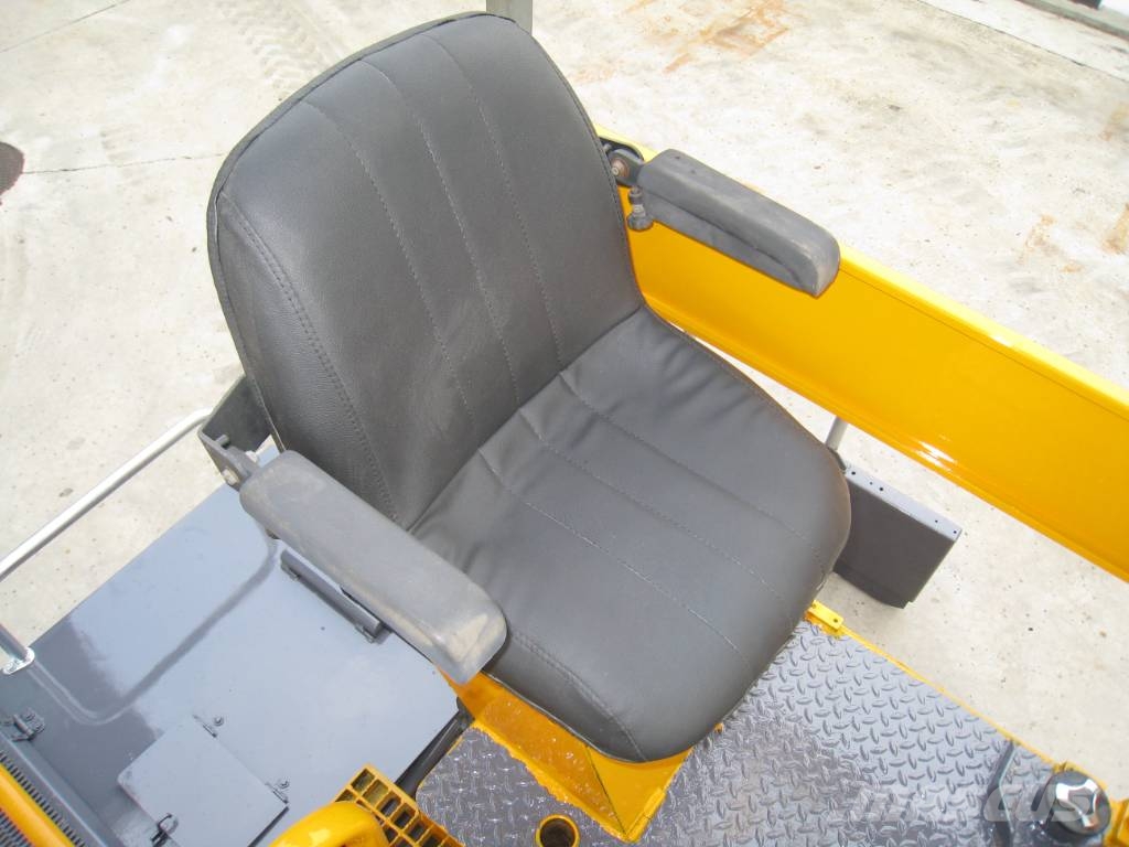 CAT BB 650 Finisseur