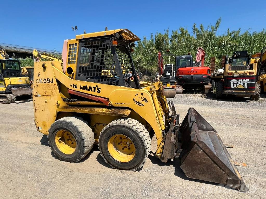 Komatsu SK 09 J Minicargadoras
