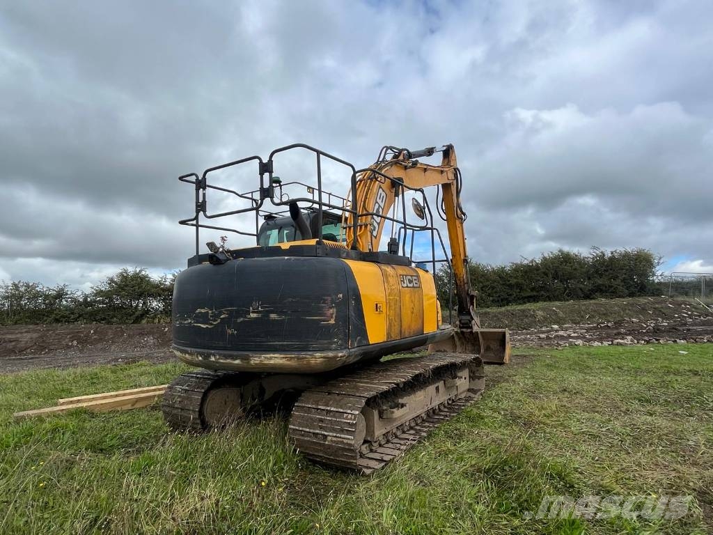 JCB JS 145 LC Roomikekskavaatorid