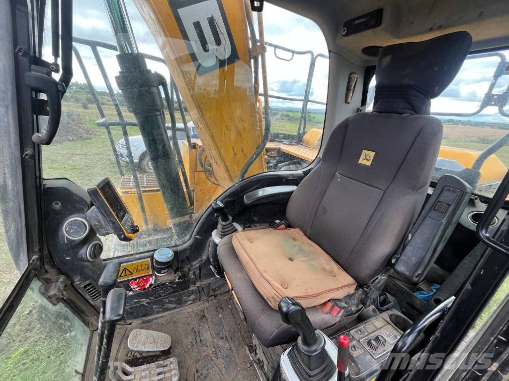 JCB JS 145 LC Roomikekskavaatorid