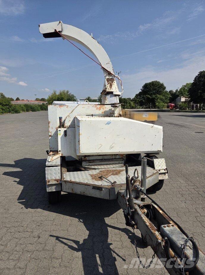 Jensen A 141DI Drobilci lesa