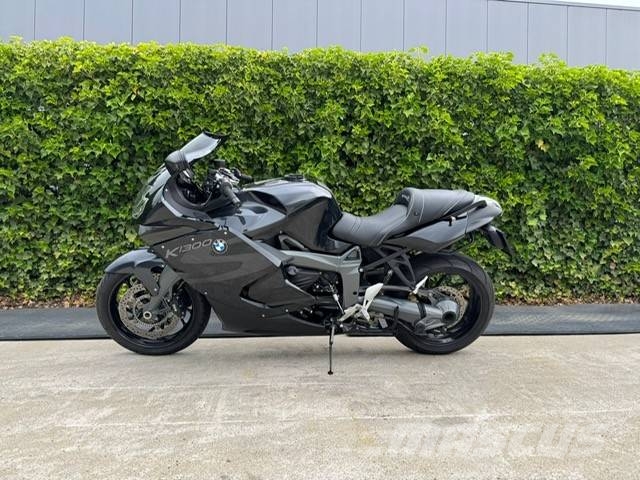 Ducati Monster 1200S Telakaivukoneet