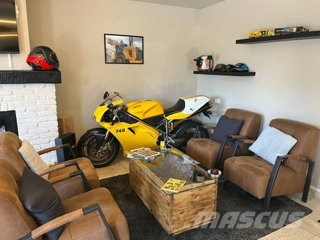 Ducati Monster 1200S Telakaivukoneet