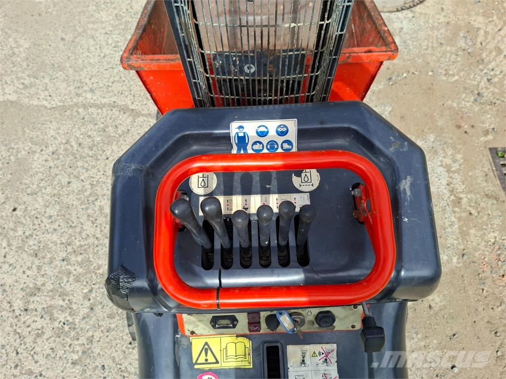 Kubota KC 70 Stavebnictví - ostatní