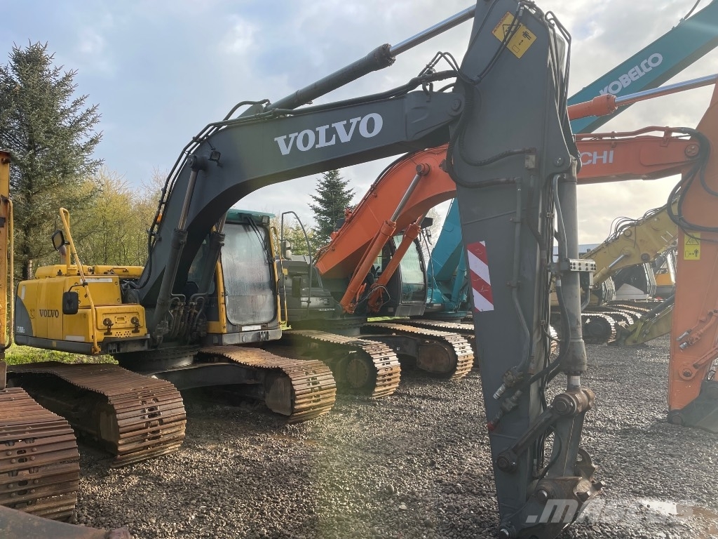 Volvo EC180B Kāpurķēžu ekskavatori