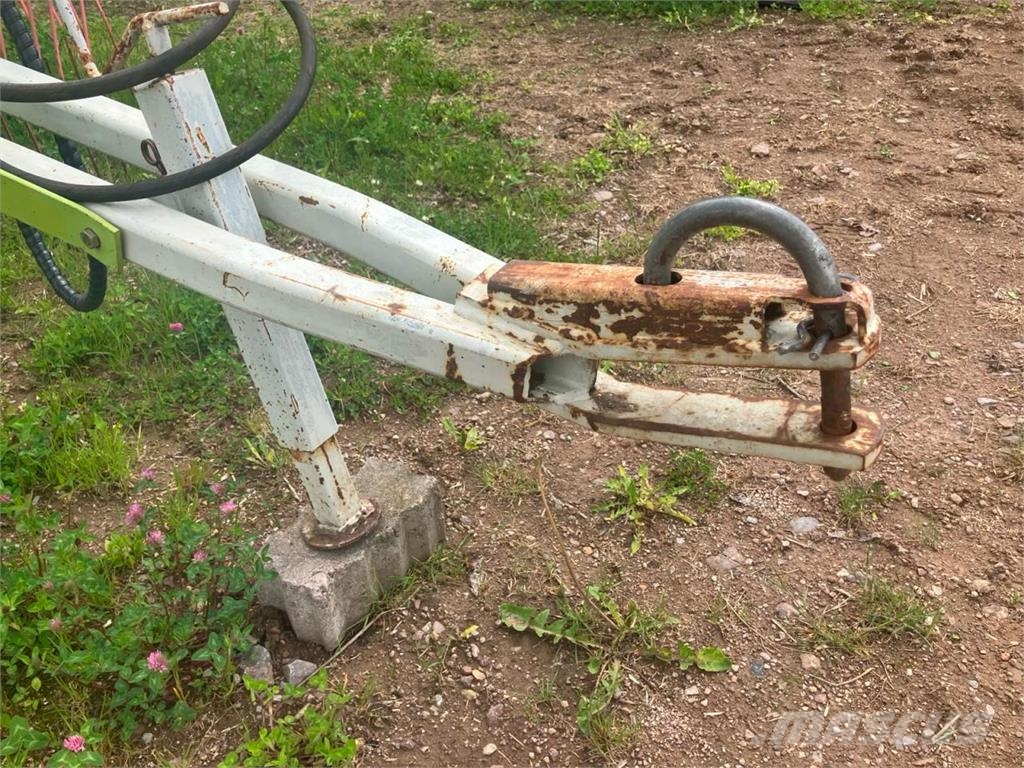 CLAAS Liner 650 Twin Karhottimet