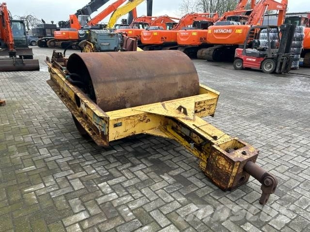 Vibromax 2000 Aanhangtrilwalsen
