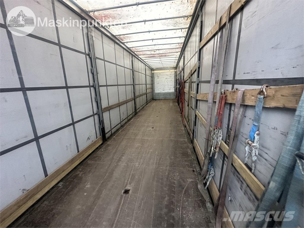 Schmitz Cargobull Semirremolques de caja de lona