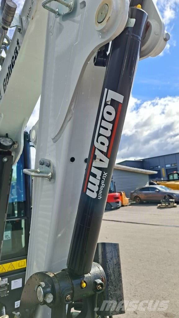 Bobcat E27z Pyörittäjällä حفارات صغيرة أقل من 7 طن (حفارات صغيرة)
