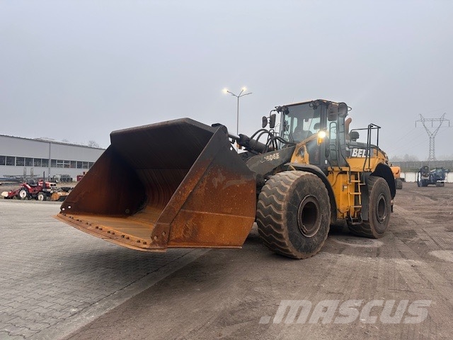 Bell L 2606 E Kolesni nakladalci