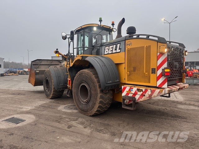 Bell L 2606 E Kolesni nakladalci