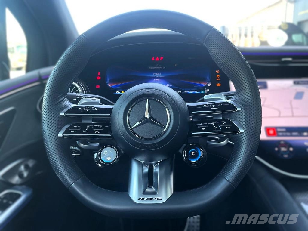 Mercedes-Benz E-Klasse EQE 43 AMG*4Matic*Distronic+*Head-up*Pano Carros