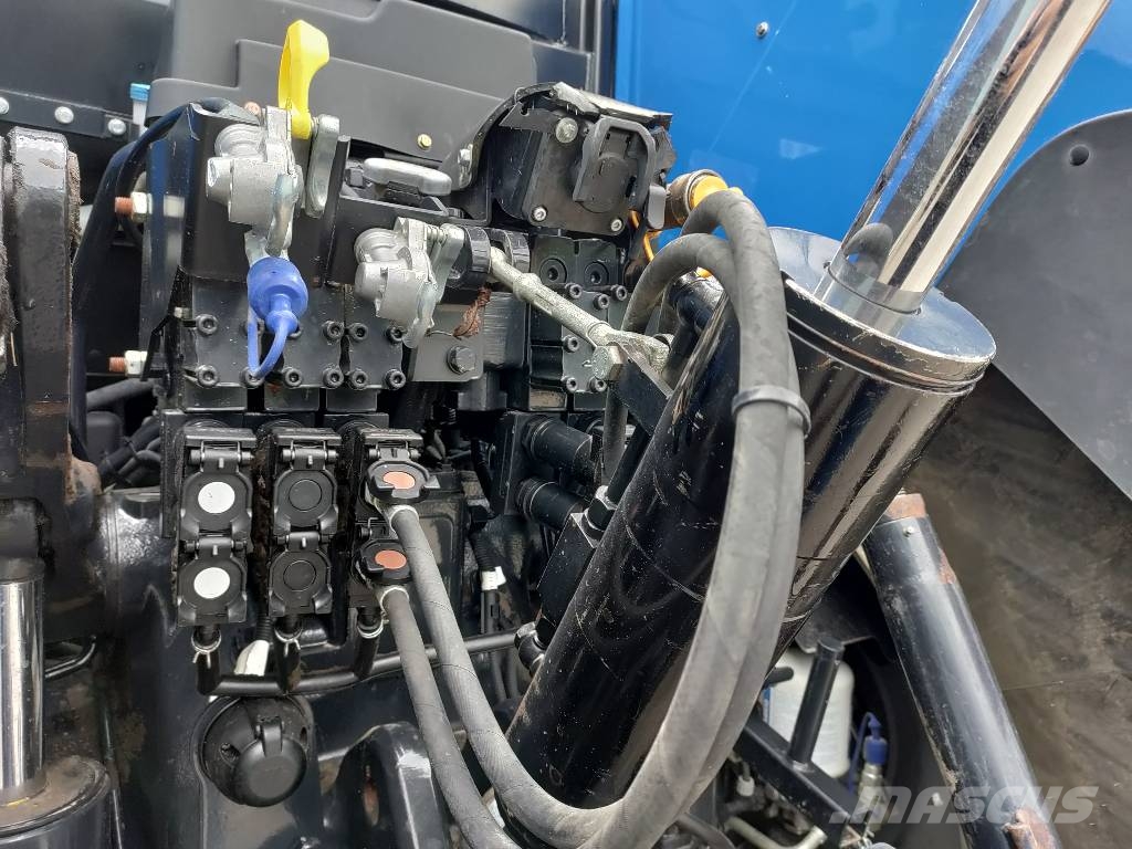 New Holland T 7.290 AC トラクター