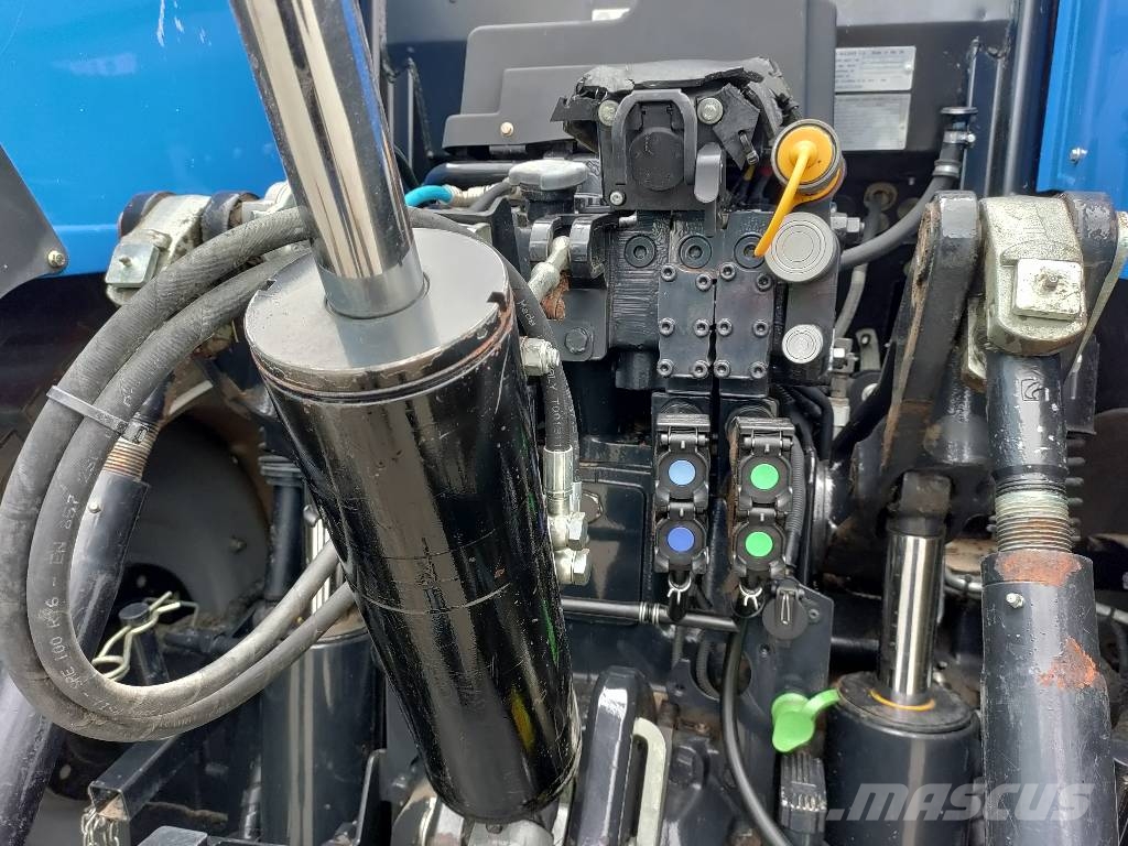 New Holland T 7.290 AC トラクター
