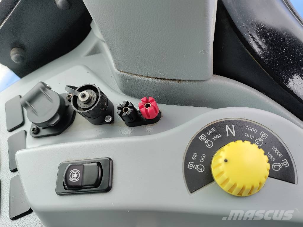 New Holland T 7.290 AC トラクター