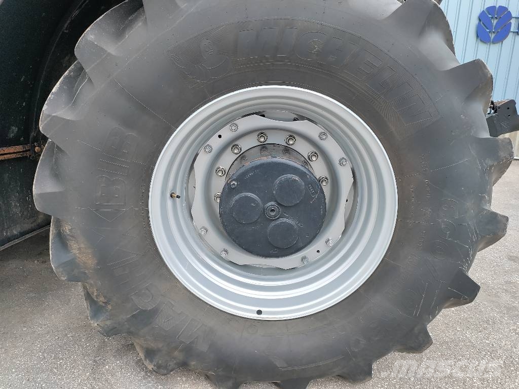 New Holland T 7.290 AC トラクター