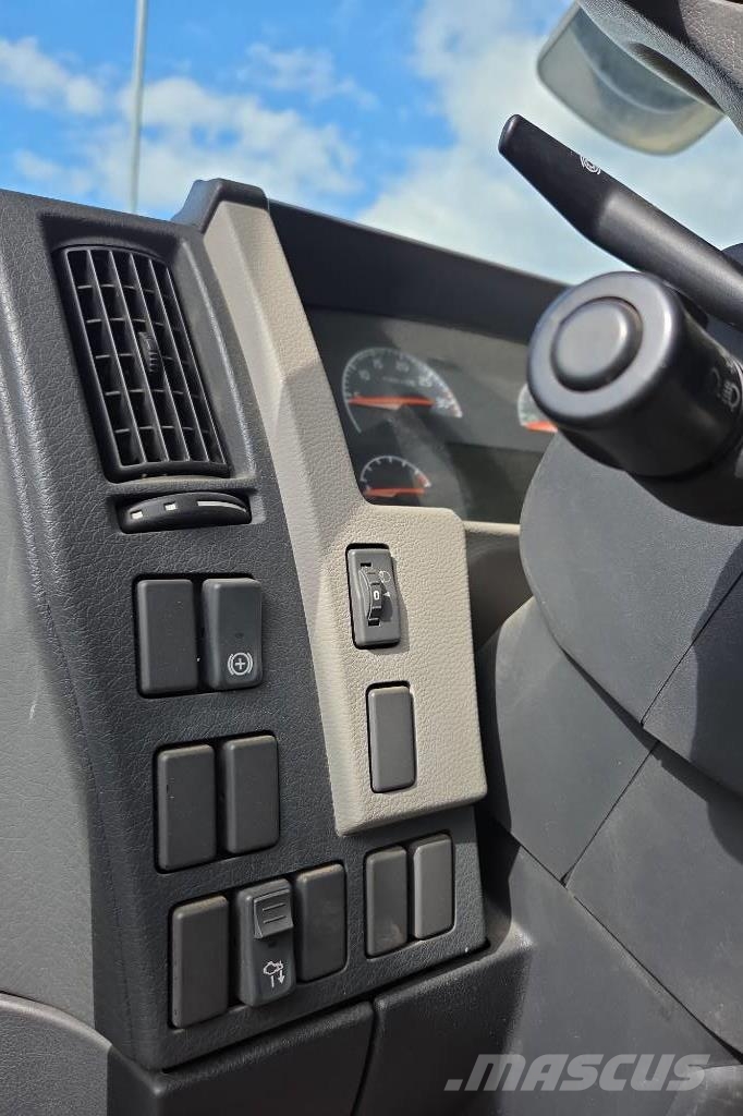 Volvo FL Servicelastbil FULLUTRUSTAD Skåpbilar