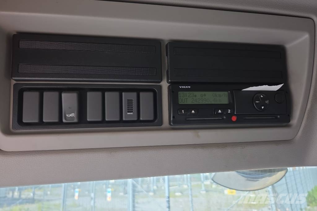 Volvo FL Servicelastbil FULLUTRUSTAD Skåpbilar