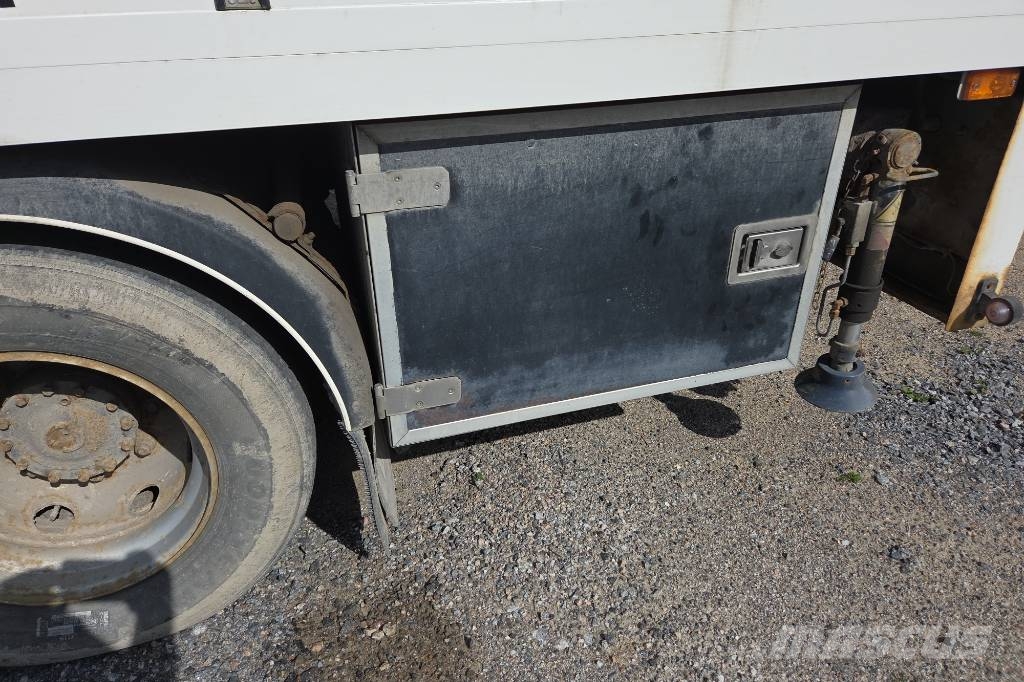 Volvo FL Servicelastbil FULLUTRUSTAD Skåpbilar