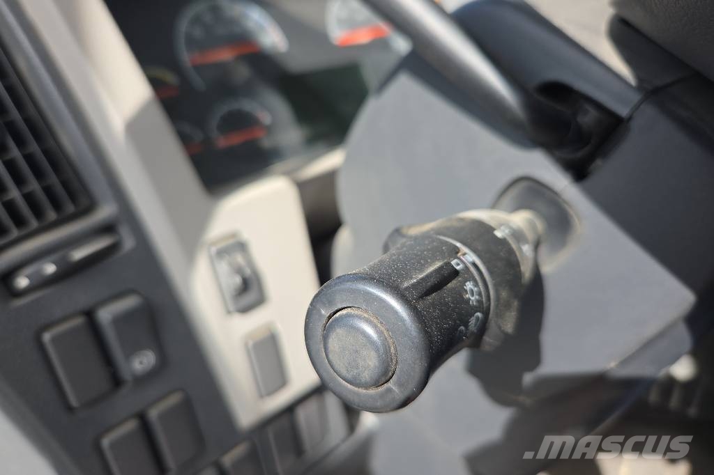 Volvo FL Servicelastbil FULLUTRUSTAD Skåpbilar