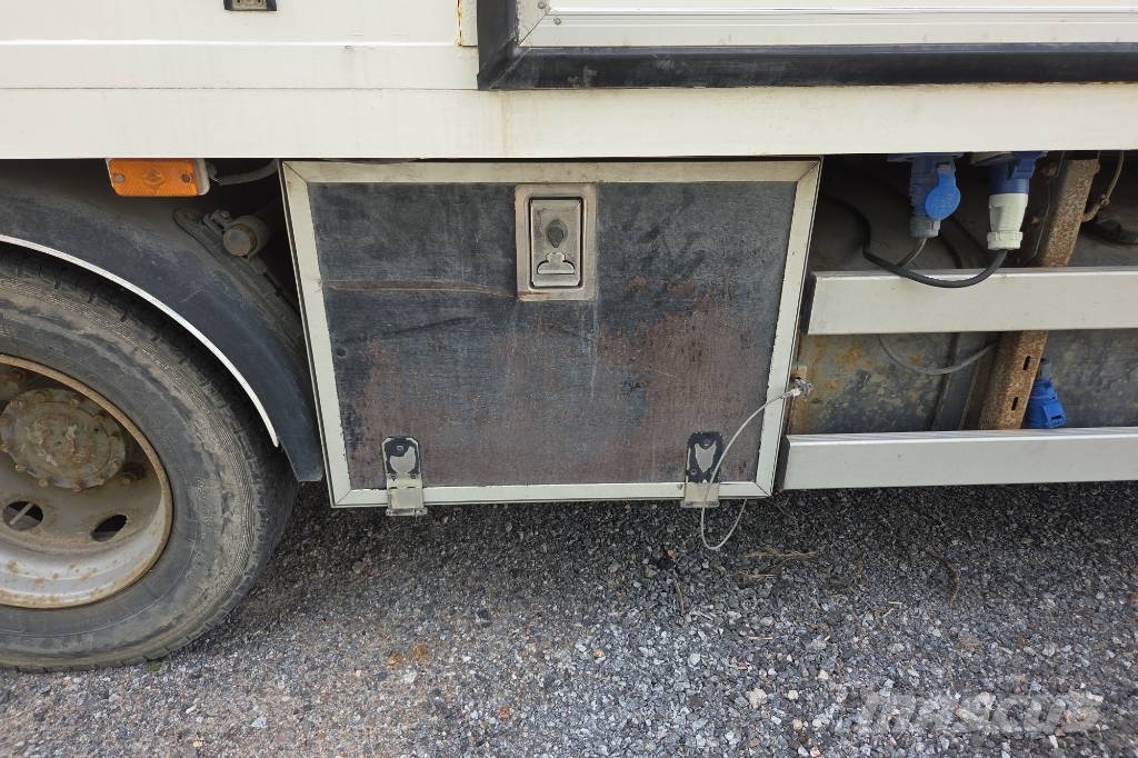 Volvo FL Servicelastbil FULLUTRUSTAD Skåpbilar
