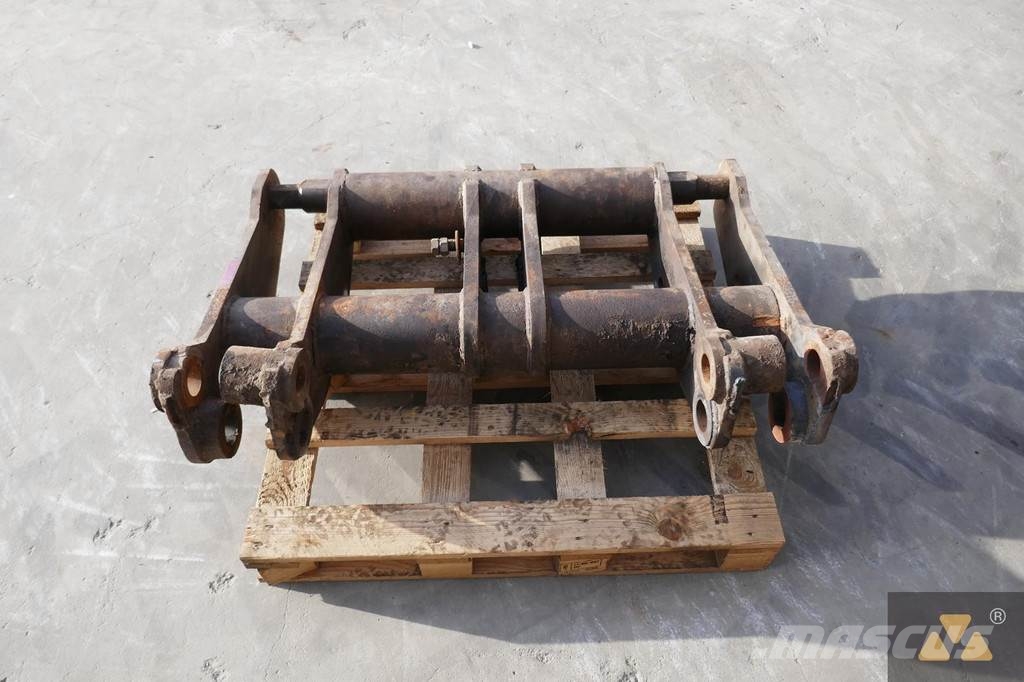 CAT 938G Quick coupler Hitre spojke