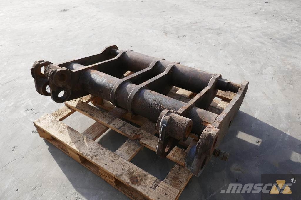 CAT 938G Quick coupler Hitre spojke
