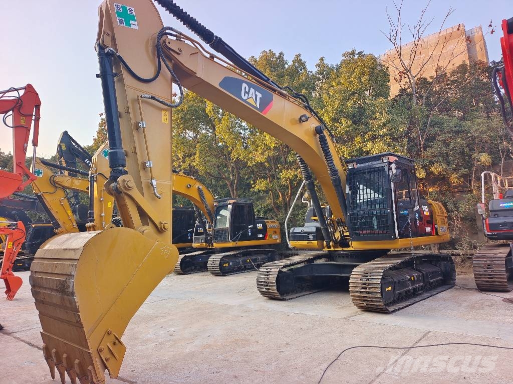 CAT 330D2L Shanghai largest supplier Raupenbagger