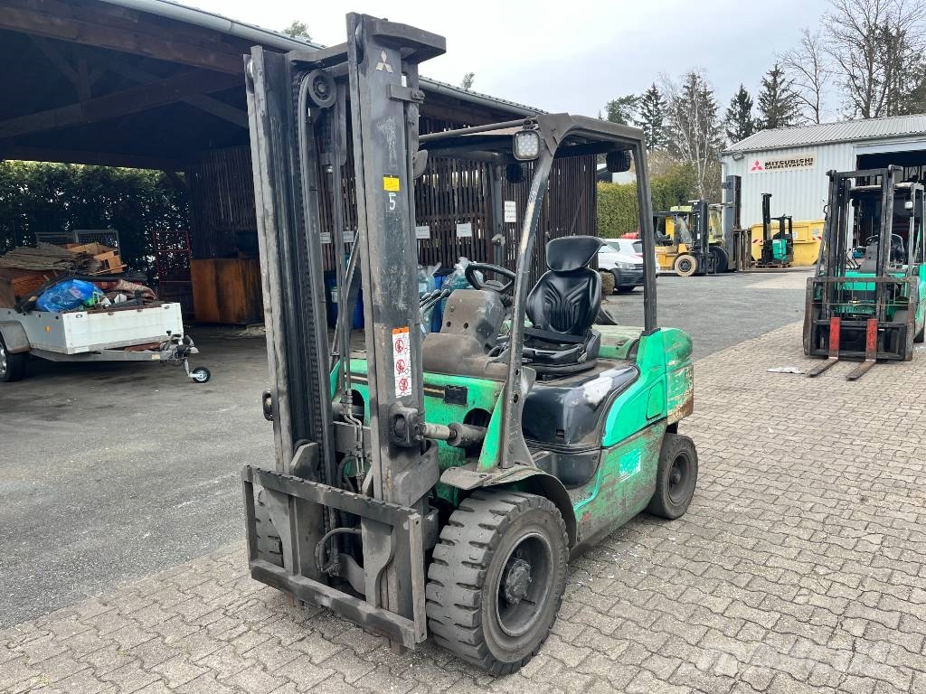 Mitsubishi FD30NT V-4158 Дизельні навантажувачі