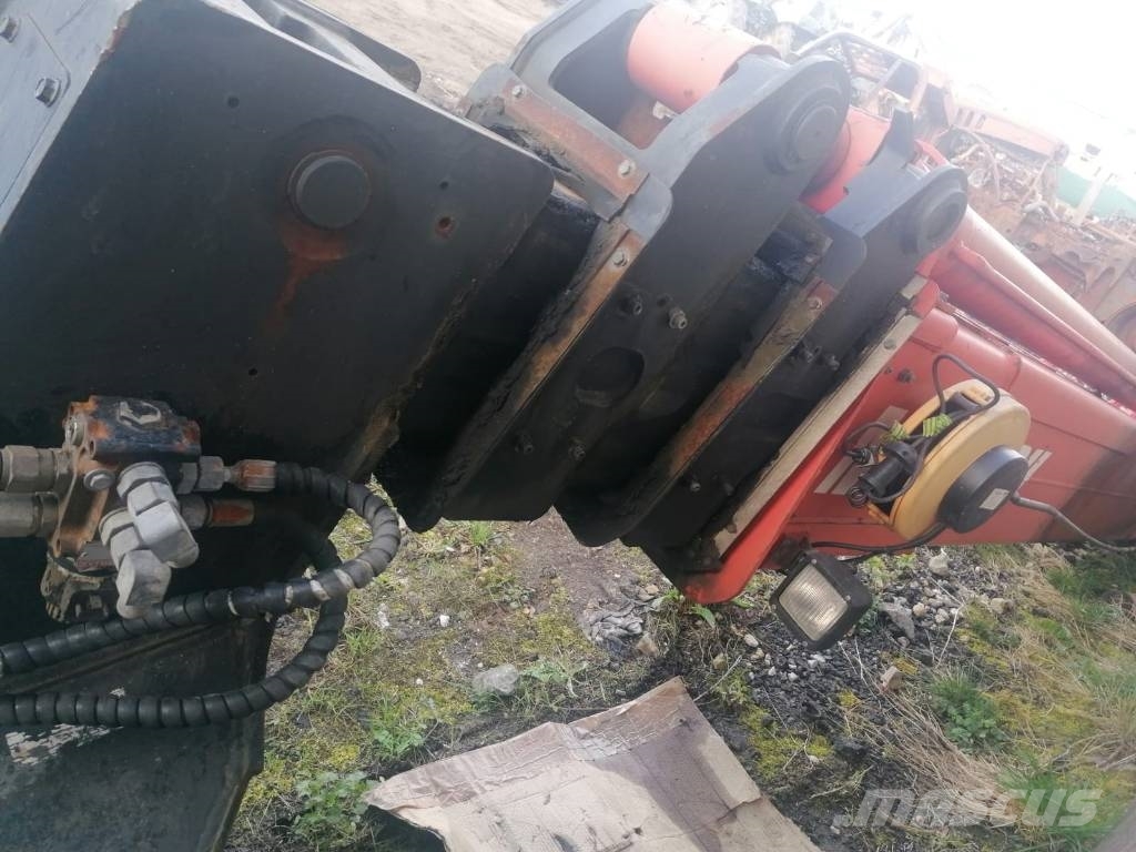 Manitou MT 1740 arm Výložníky a lyžice