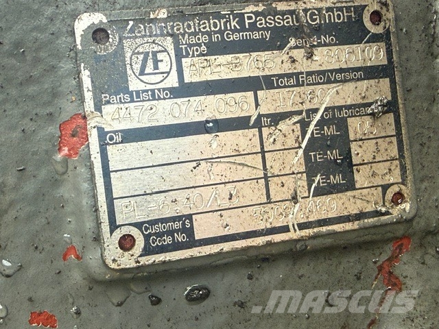 Liebherr A 924 B USED AXLES COMPLET Assi