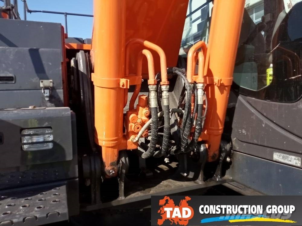 Hitachi ZX 210 LC Excavadoras sobre orugas