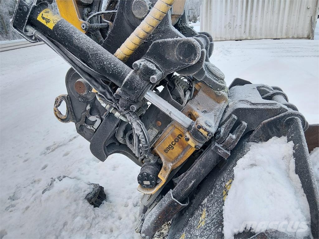 JCB 245XRL 4F Novatron 3D Vikšriniai ekskavatoriai