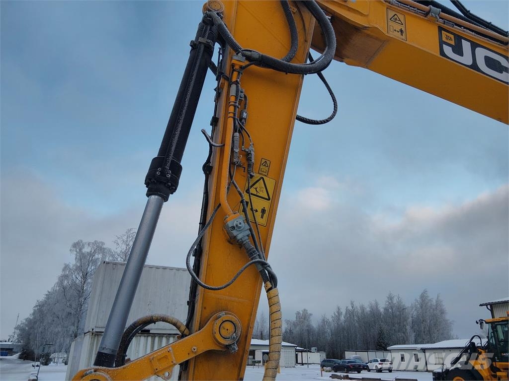 JCB 245XRL 4F Novatron 3D Excavadoras sobre orugas