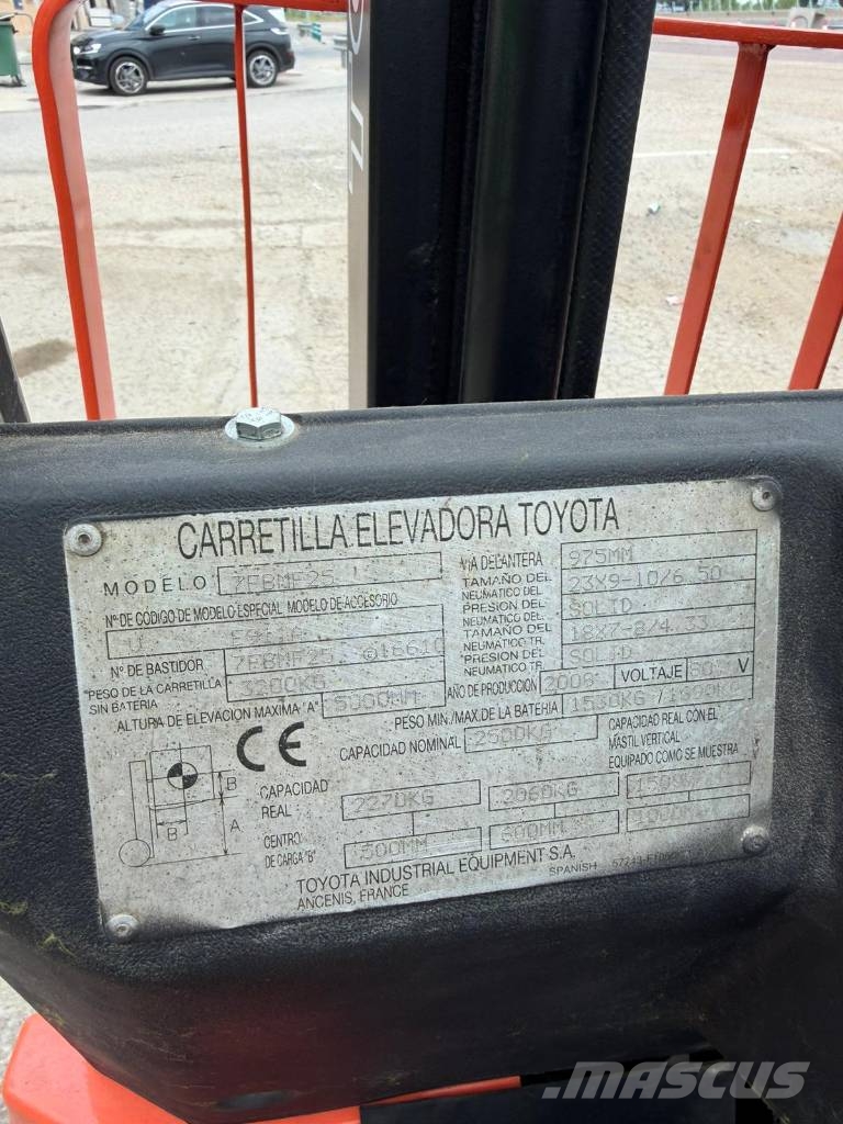 Toyota 7 FBMF 25 Electric forklifts