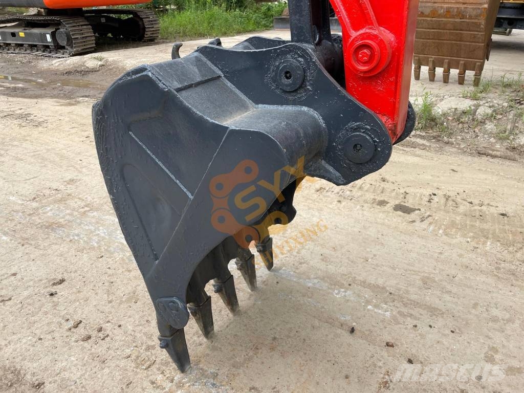 Kubota KX 165 履带挖掘机