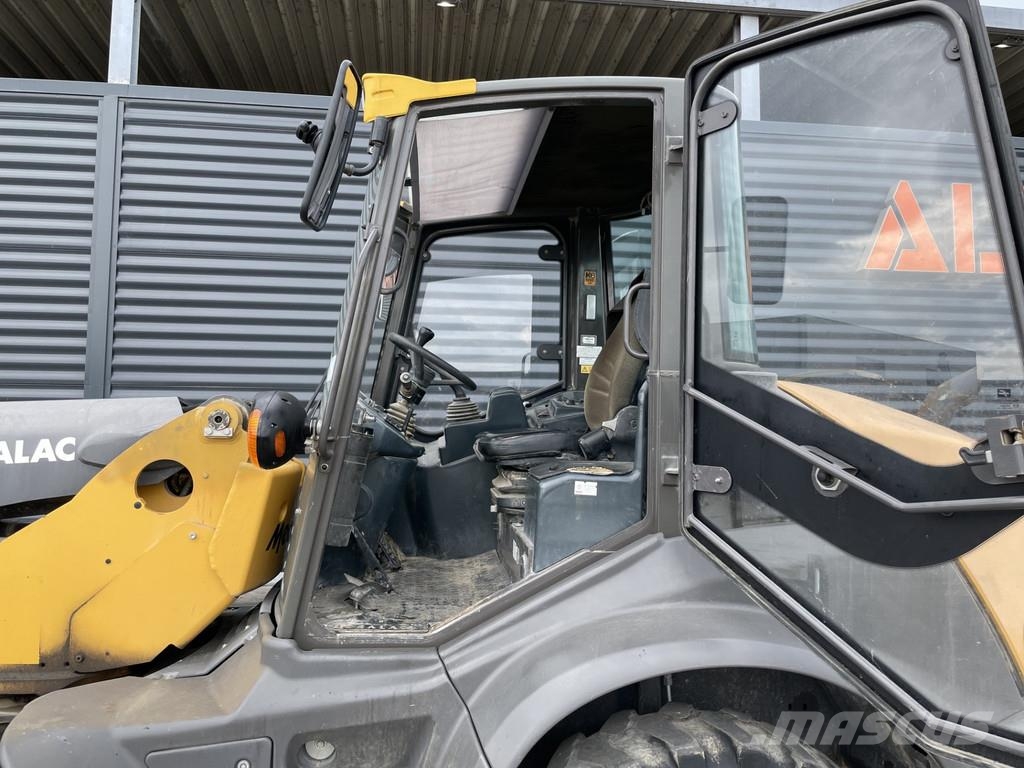 Mecalac AS 700 لوادر بعجل