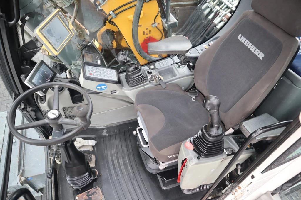 Liebherr A916 | ROTOTILT R5 + GRIP | BUCKET | 3D GPS | BSS Escavatori gommati