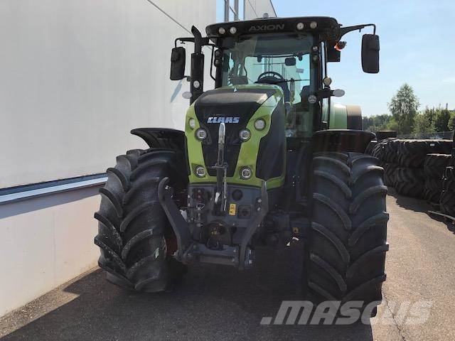 CLAAS AXION 810 Traktoren