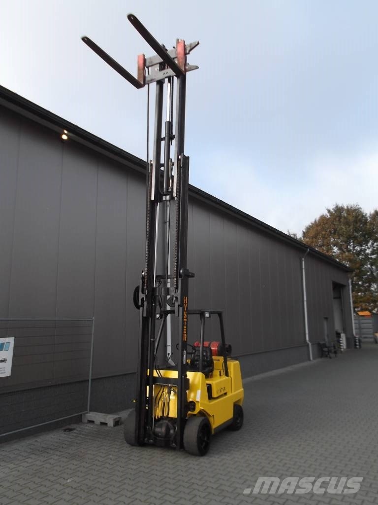 Hyster S 4.00 XL شاحنات LPG