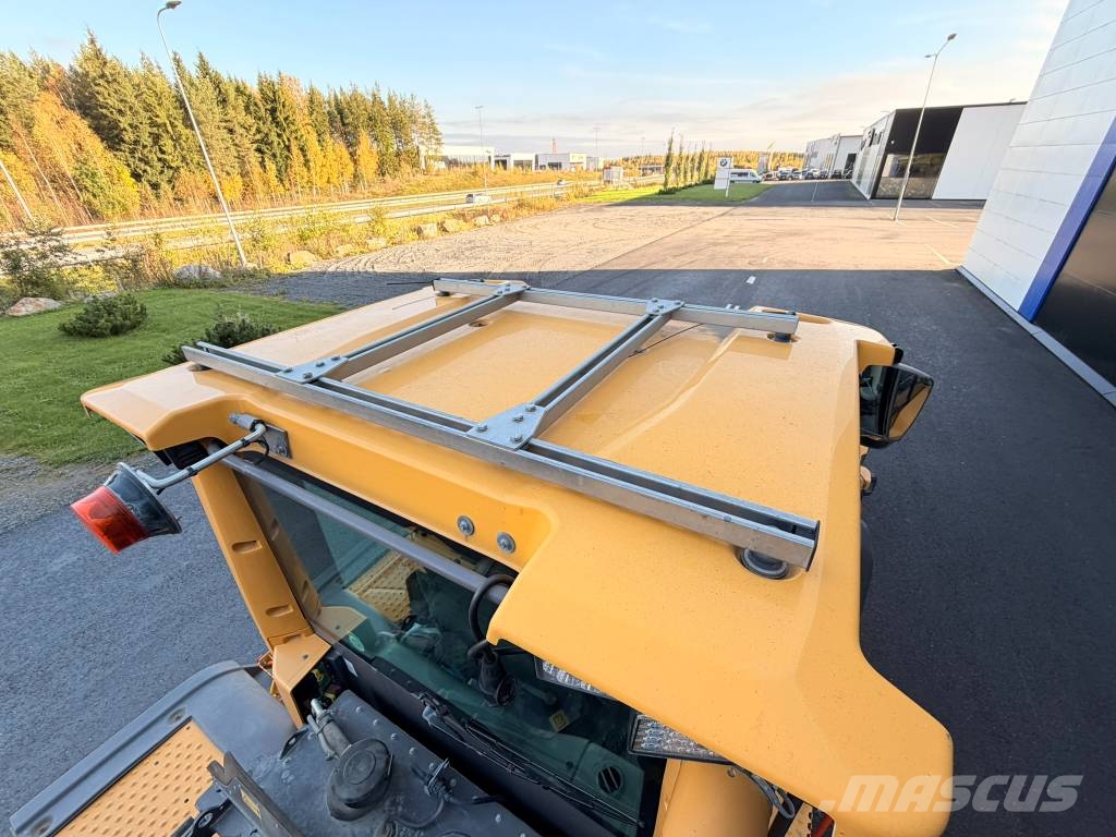 Volvo L 120 H Фронтальные погрузчики