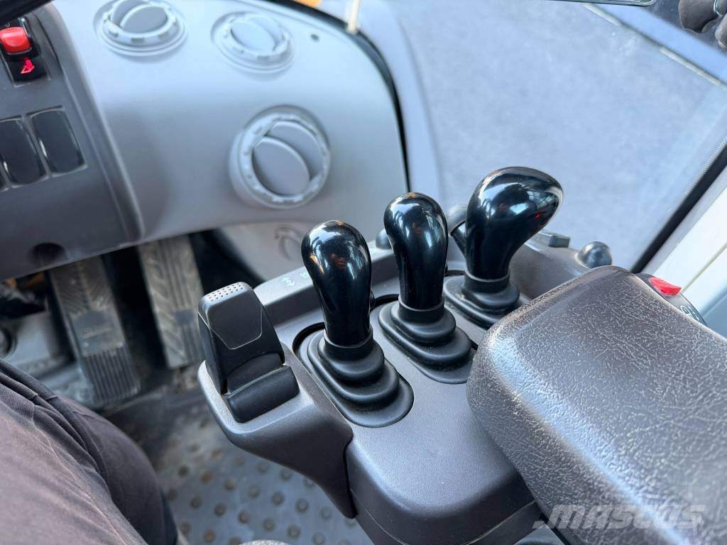 Volvo L 120 H Фронтальные погрузчики