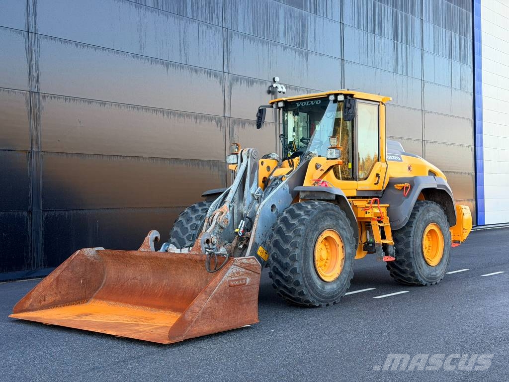 Volvo L 120 H Фронтальные погрузчики
