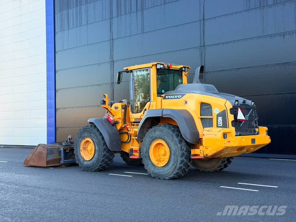 Volvo L 120 H Фронтальные погрузчики
