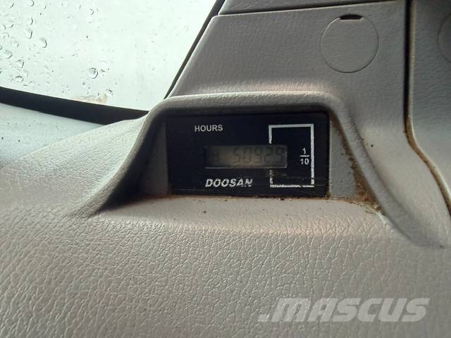 Doosan DX 140 LC-5 Escavadeiras de esteiras