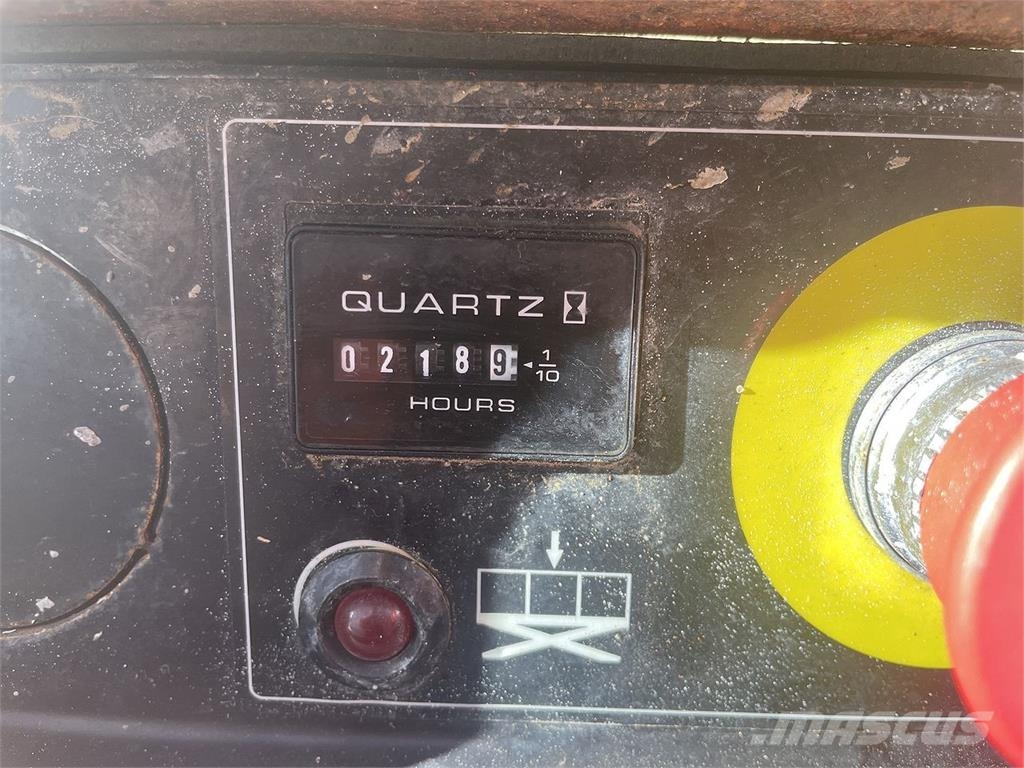 JLG 1932R Nožnicové zdvíhacie plošiny
