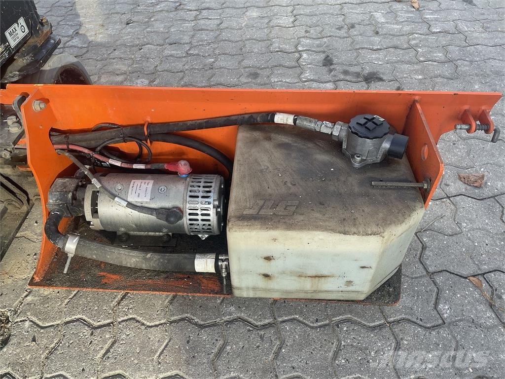 JLG 1932R Nožnicové zdvíhacie plošiny