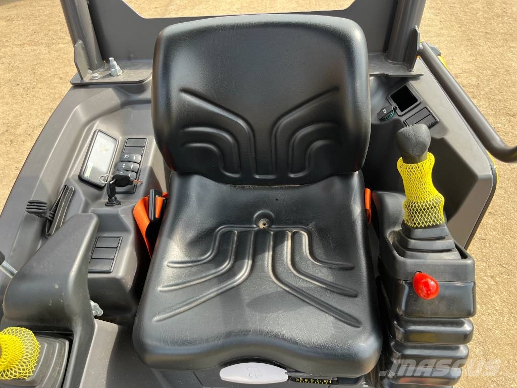 Volvo EC 18 E 小型挖掘机