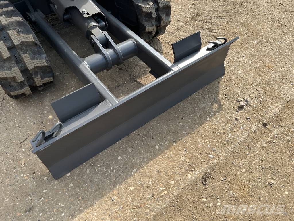 Volvo EC 18 E 小型挖掘机